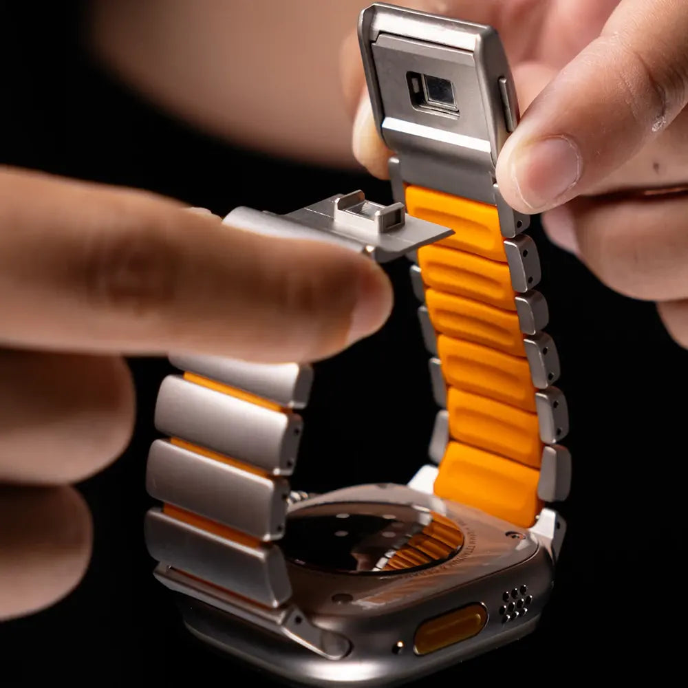 Valente Metal Strap Compatible with Apple Watch Series 8/7/6/5/SE/Ultra/Ultra 2 (42mm/44mm/45mm/49mm) | Premium Stainless Steel Watch Band with Adjustable Links