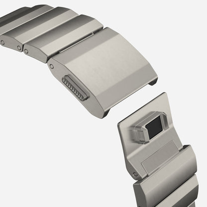 Valente Metal Strap Compatible with Apple Watch Series 8/7/6/5/SE/Ultra/Ultra 2 (42mm/44mm/45mm/49mm) | Premium Stainless Steel Watch Band with Adjustable Links