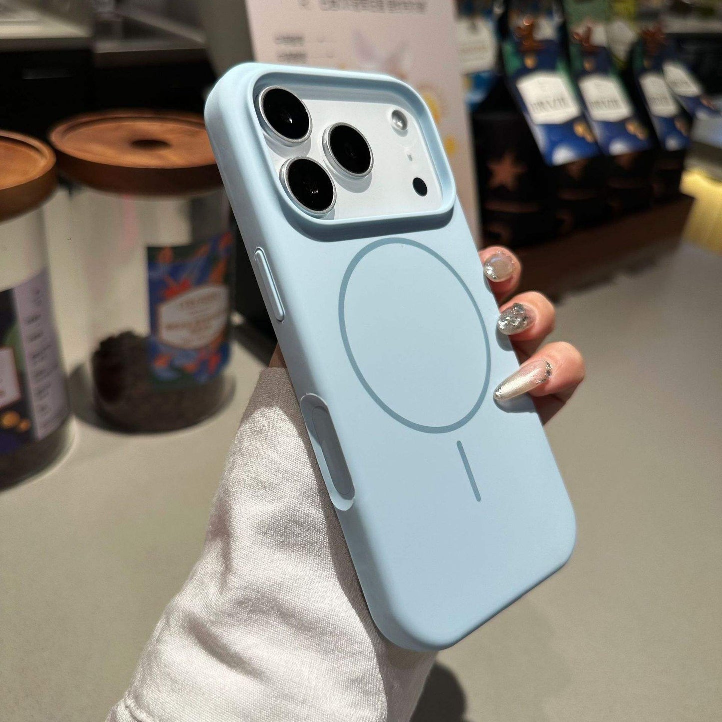 Valente iPhone 17 Pro Max MagSafe case sky blue anti-fingerprint matte finish