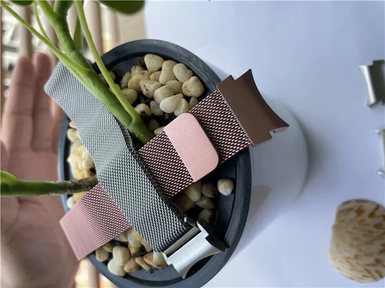 Metallic mesh watch strap with magnetic clasp closure, compatible with Samsung Galaxy Watch 4/5/6 models.
