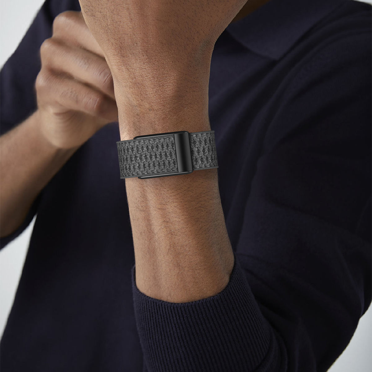 Valente Nylon Strap Compatible with WHOOP 5 – Adjustable, Breathable & Durable Replacement Band