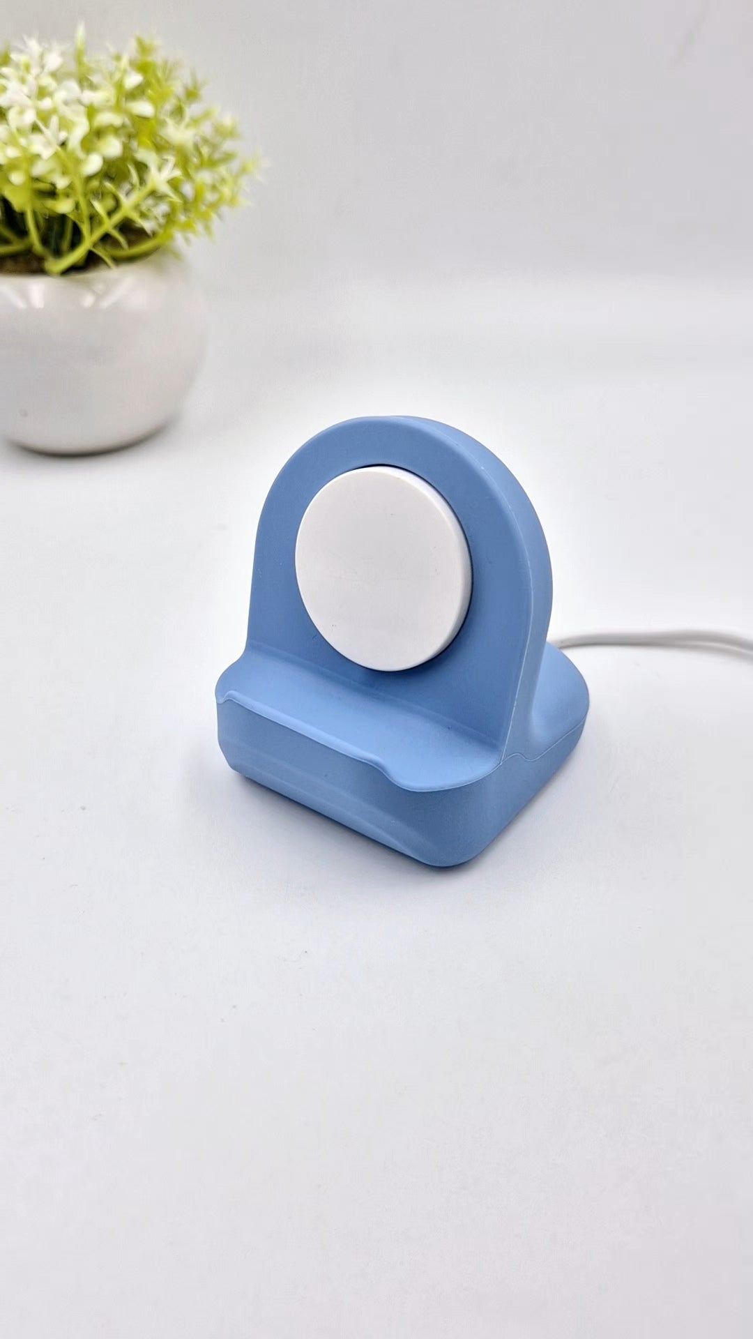 Valente Silicone Watch Charger Stand for Apple Watches(38/40/41/42/44/45/49mm)