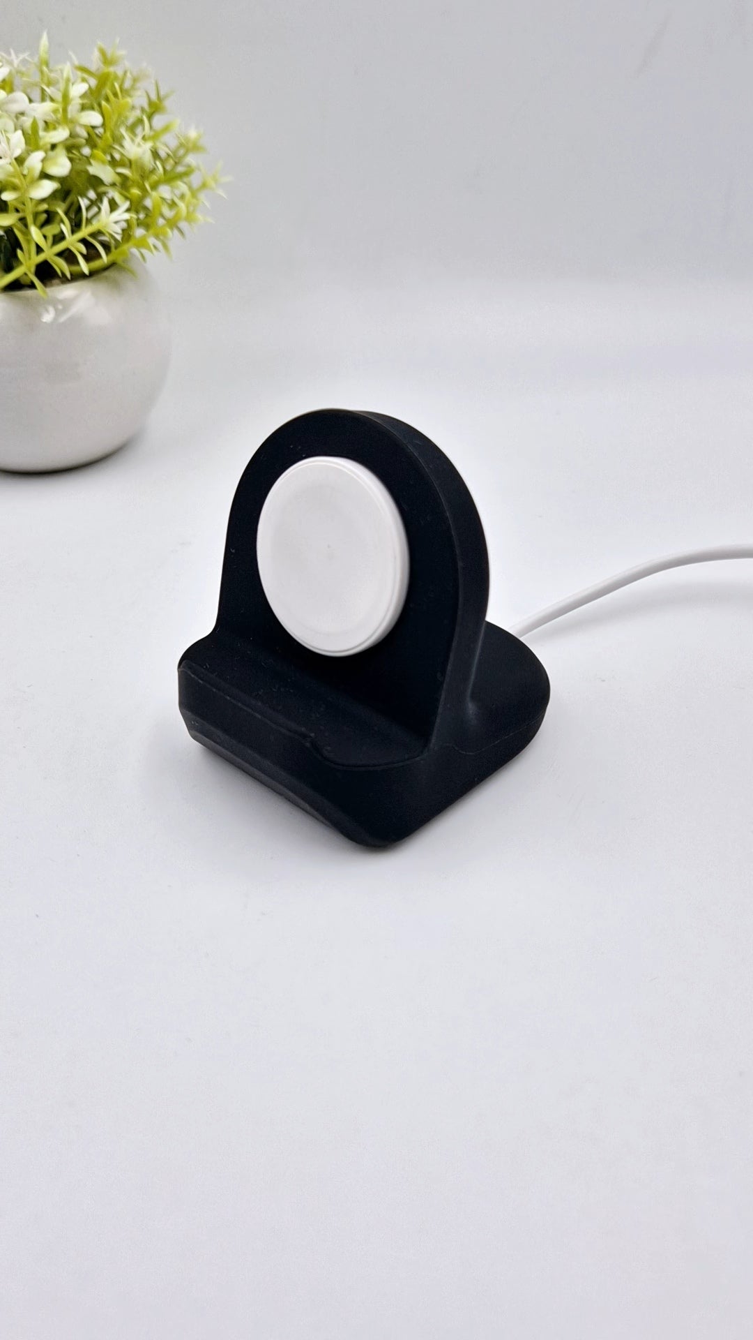 Valente Silicone Watch Charger Stand for Apple Watches(38/40/41/42/44/45/49mm)